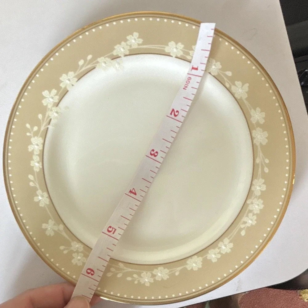 Lenox Classics Collection Bellina Gold Floral Bone China 8in Plate